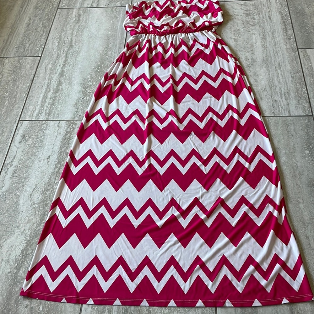 Preloved Celine by champion,red & white in zigzag design,summer time maxi dress